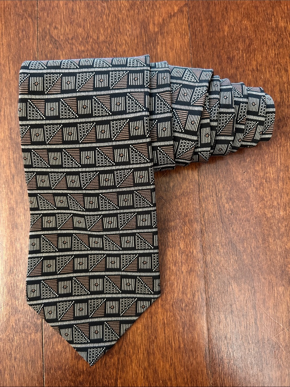 Rustica Men's 100% Silk Black Geometric Pattern Tie